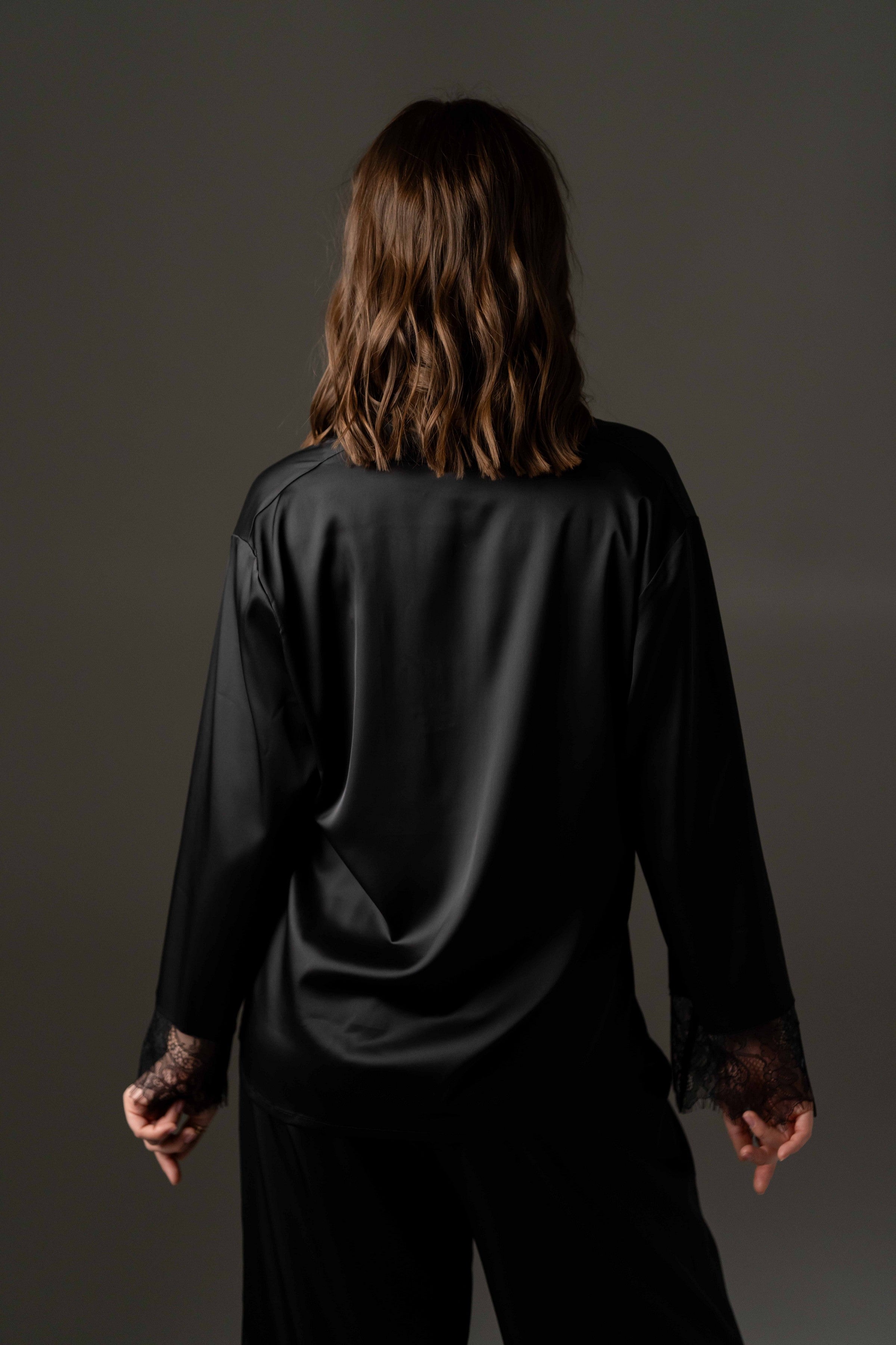 Шелковая пижама с кружевом Jennifer 25149