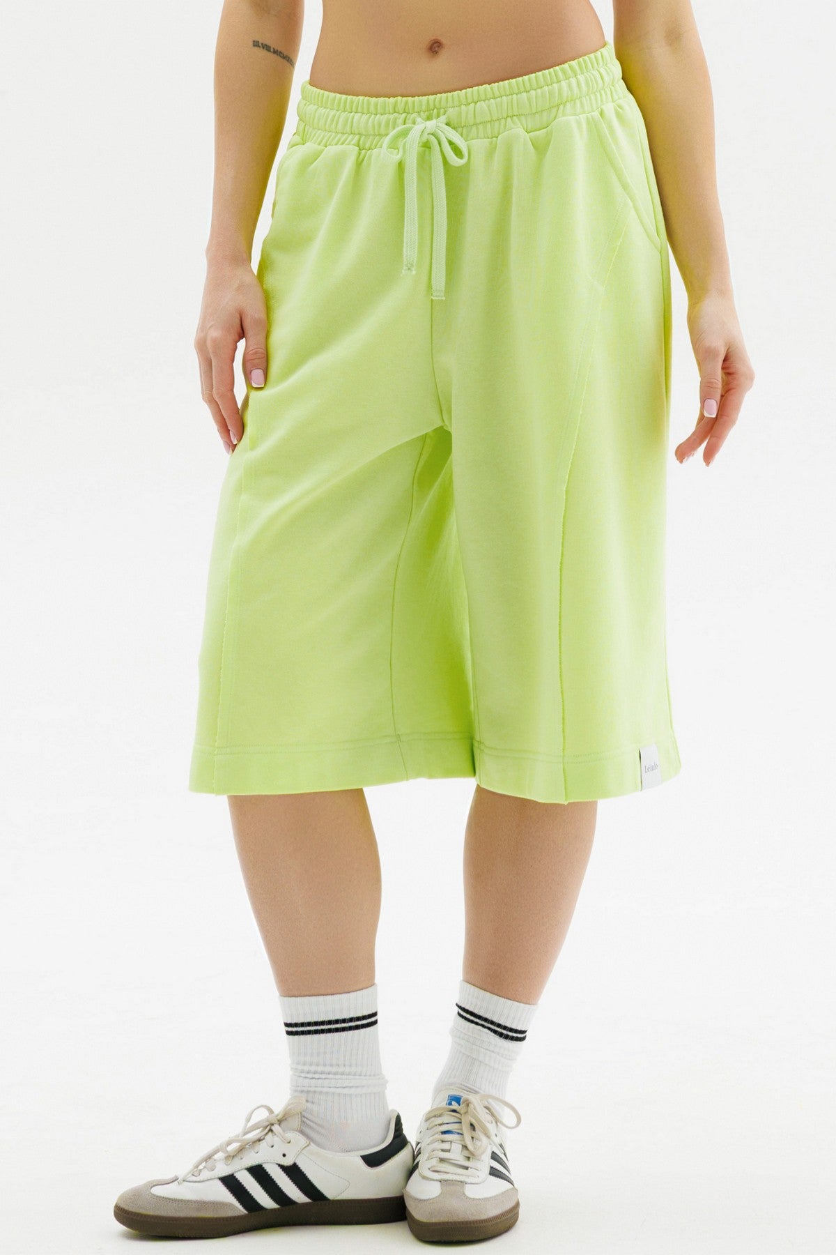 Трикотажные шорты-бермуды 1781/33047