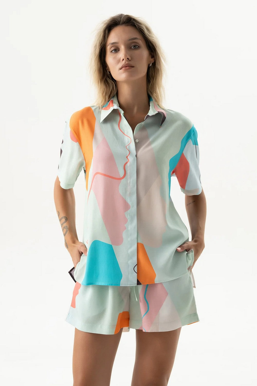 Шорты с принтом 242204-05 Us green