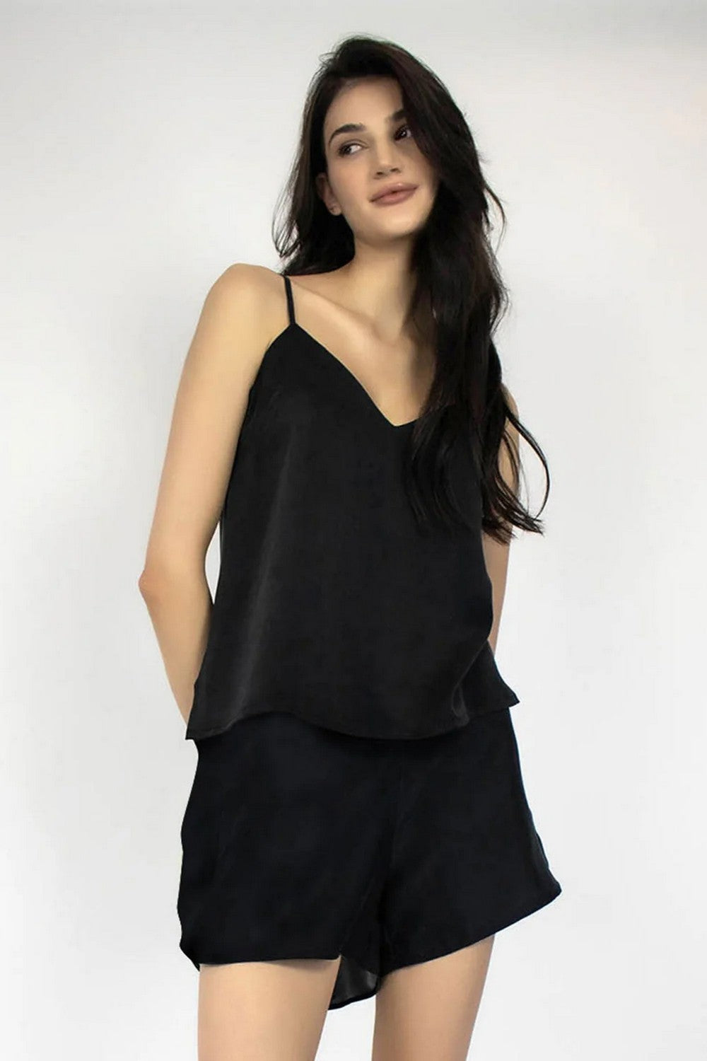 Шелковые шорты 241201-05 black