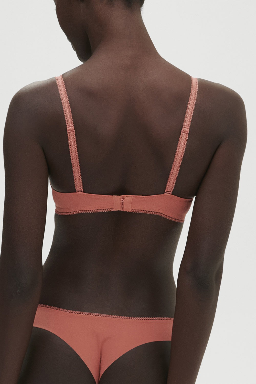 Мягкий бюстгальтер балконет Amazone 1C2330 rose texas FW23