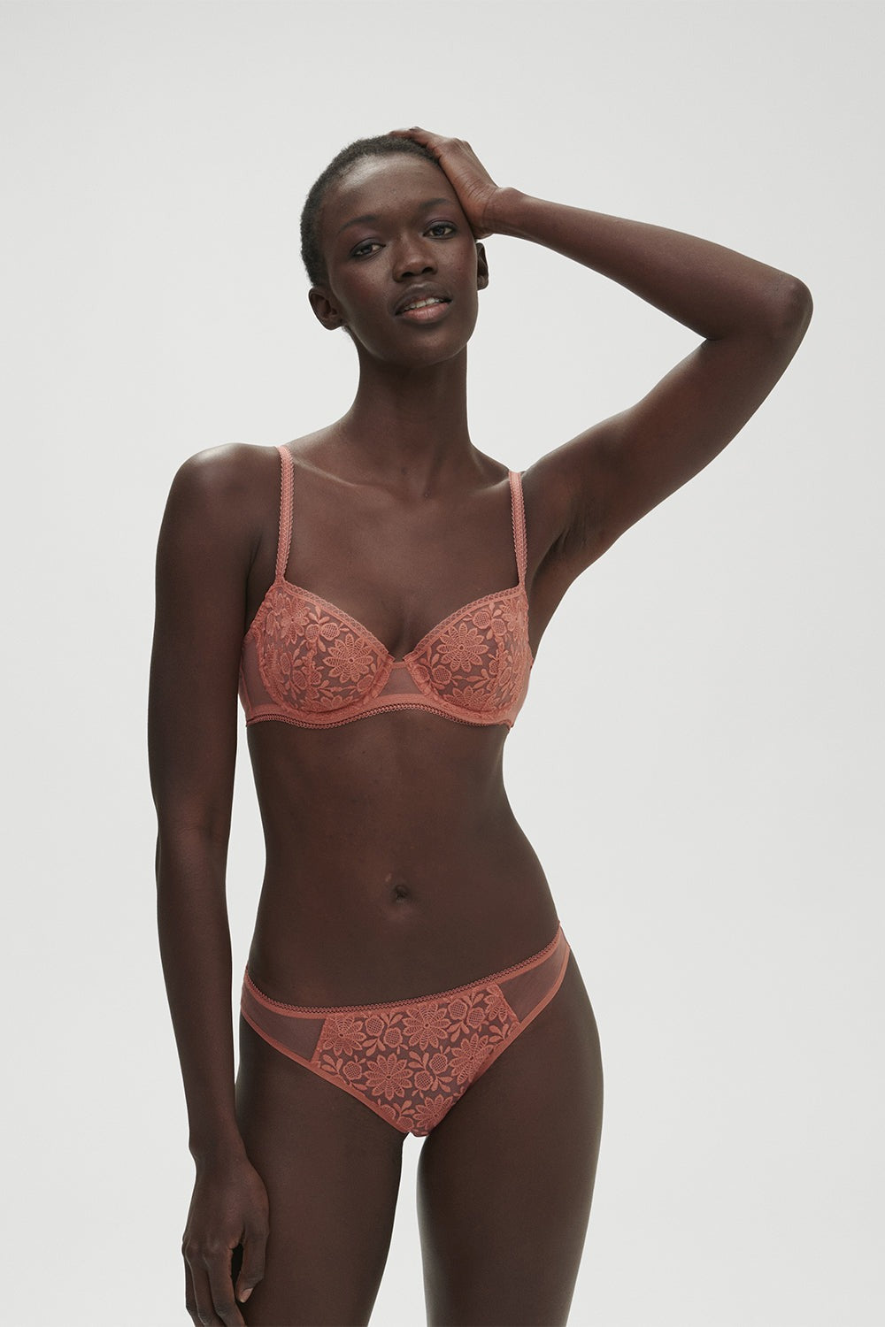 М'який бюстгальтер балконет Amazone 1C2330 rose texas FW23