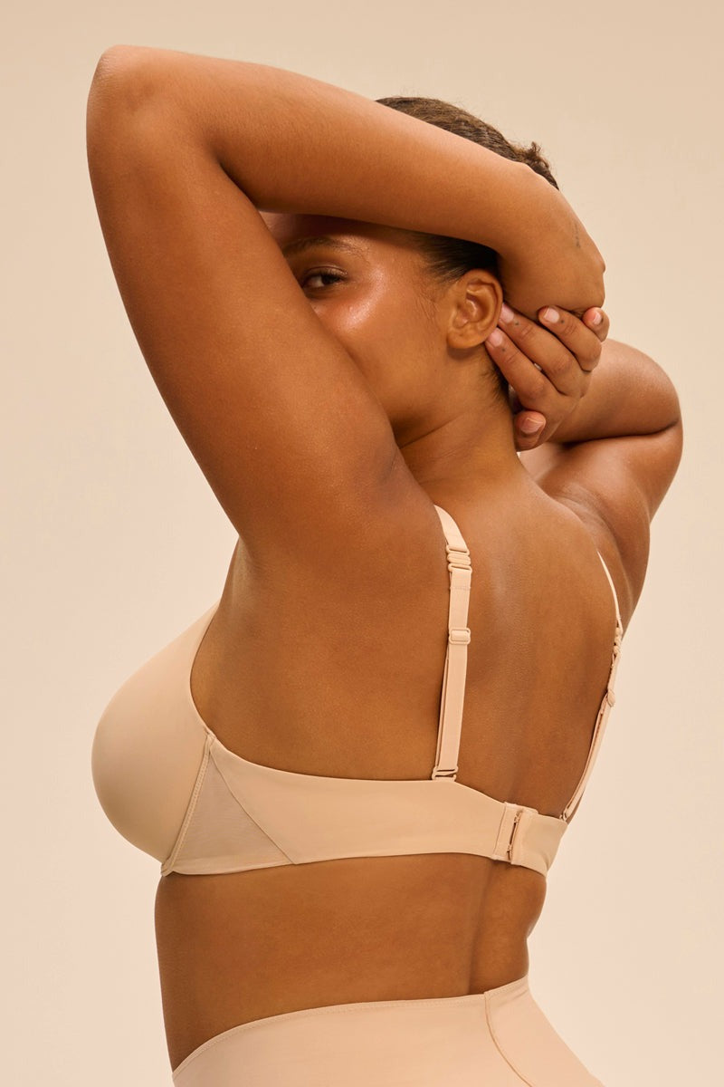 Безшовний бюстгальтер на кісточках Essentiel 13V317 peau rosee