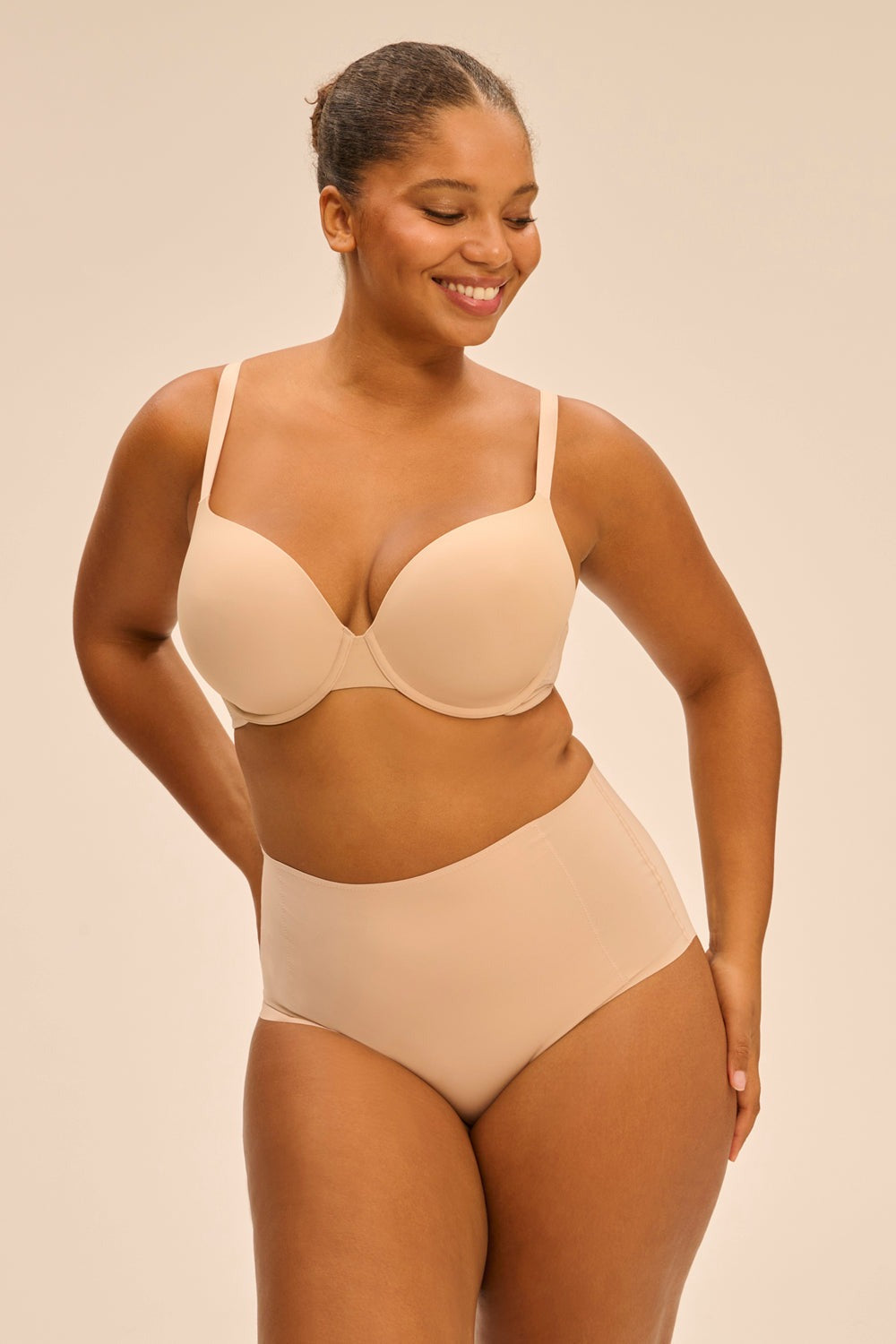 Бюстгальтер с плотной чашкой Essentiel 13V363 peau rosee