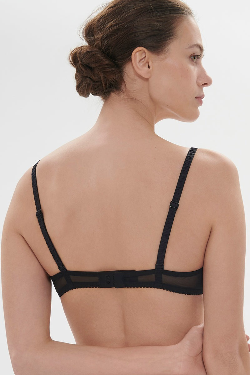 Мягкий бюстгальтер из микросетки Intrigue 1E2319 black