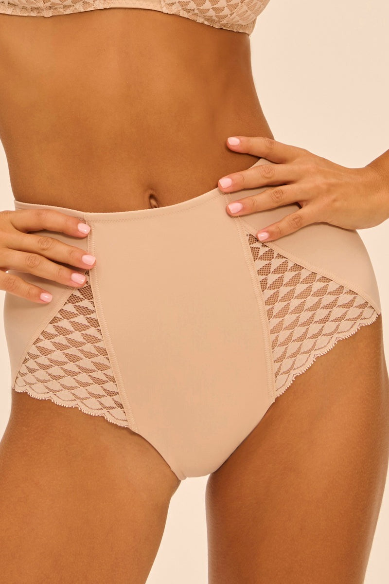 Корректирующие трусики слип Subtile 19Y610 peau rosee