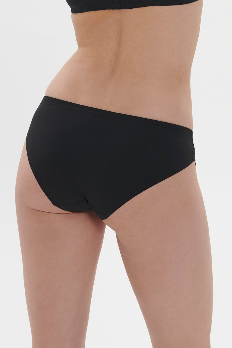 Трусики слип с вышивкой Wish 12B720 black