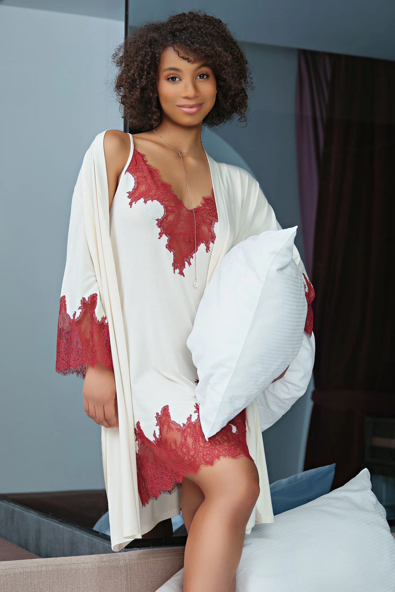 Сорочка из бамбука 03326 ivory/fuchsia