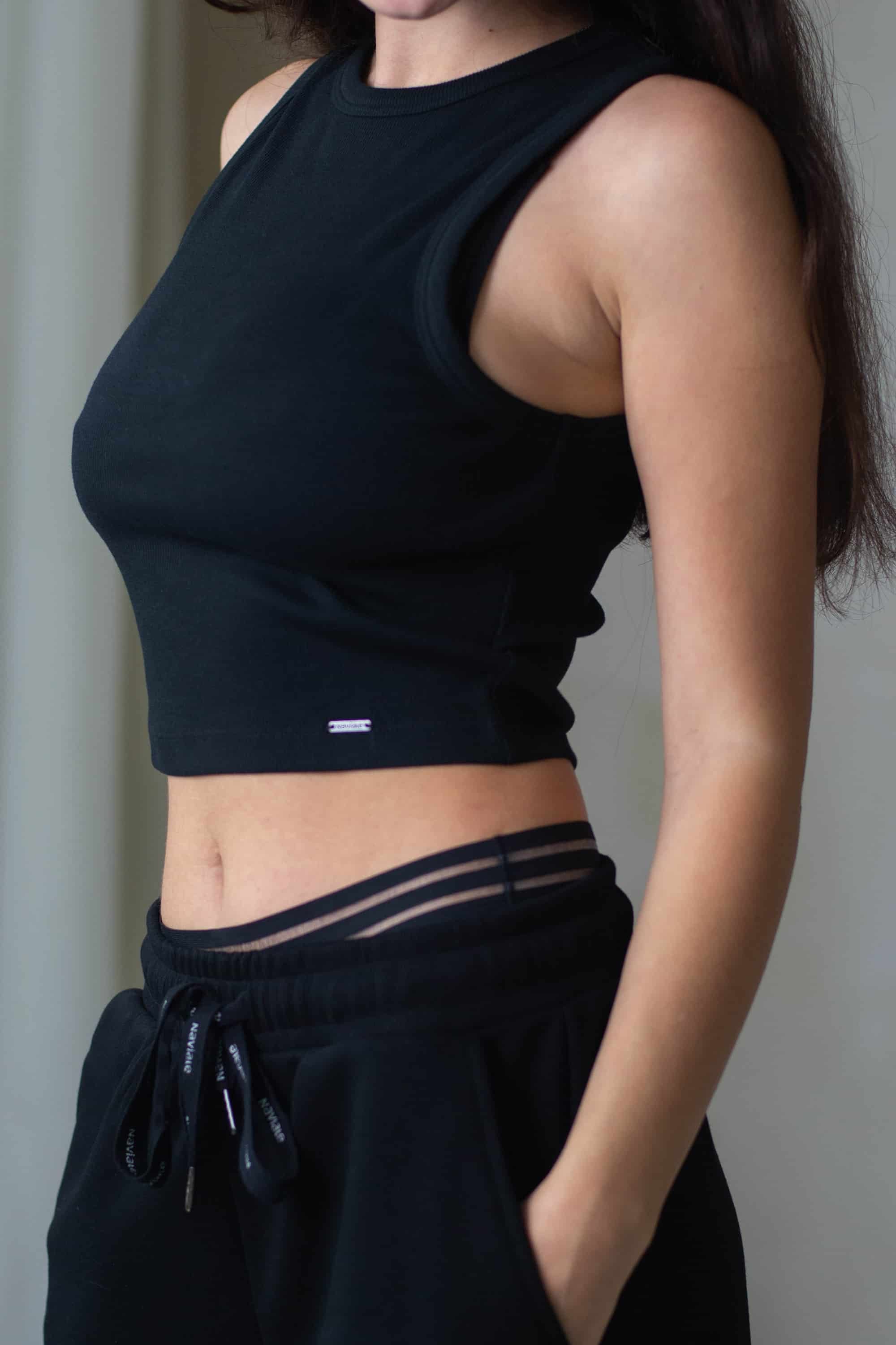 Кроп-топ в рубчик LH300-01 Chili black