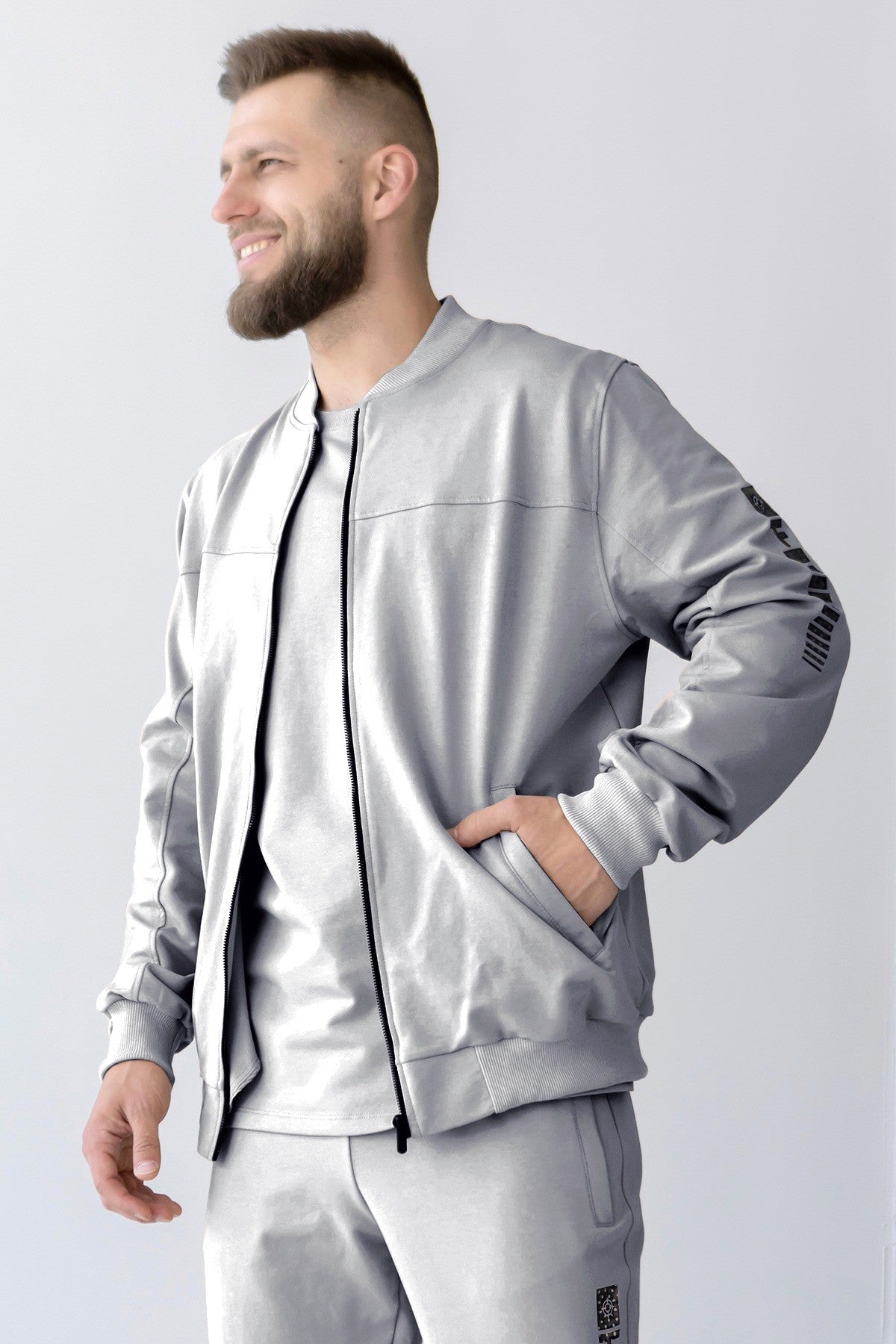 Мужской трикотажный бомбер AM1-LD91
