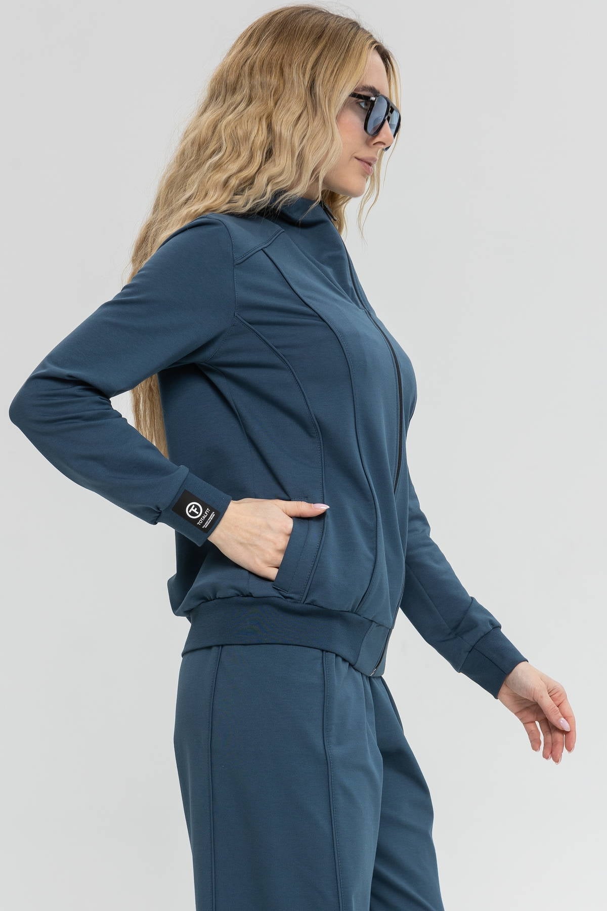Хлопковая кофта на молнии Baggy A10-LD95