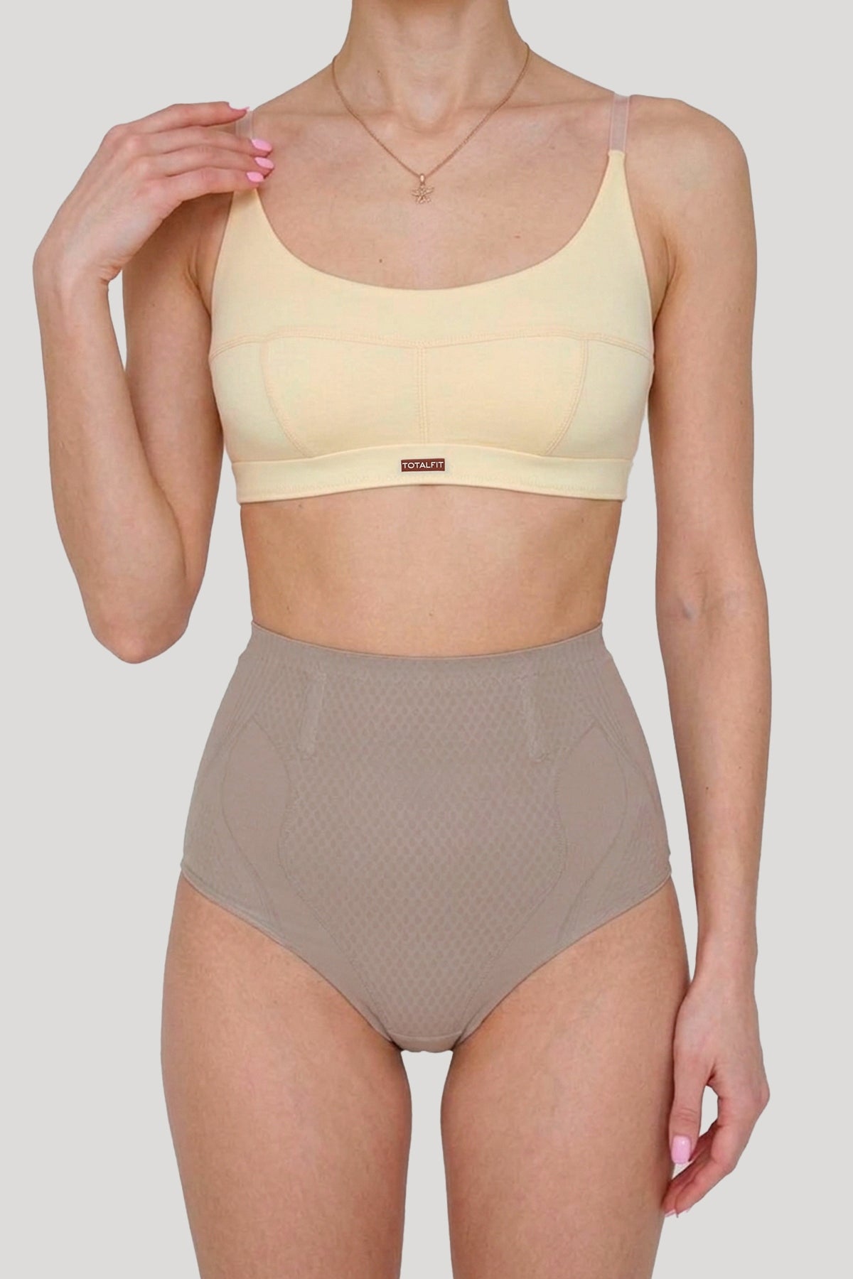 Корректирующие трусики слип Innerlift TR23-C32