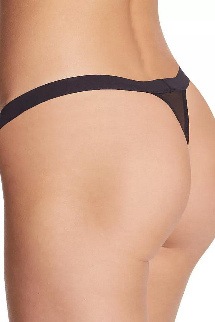 Трусики стринг из кружева DK8536 black