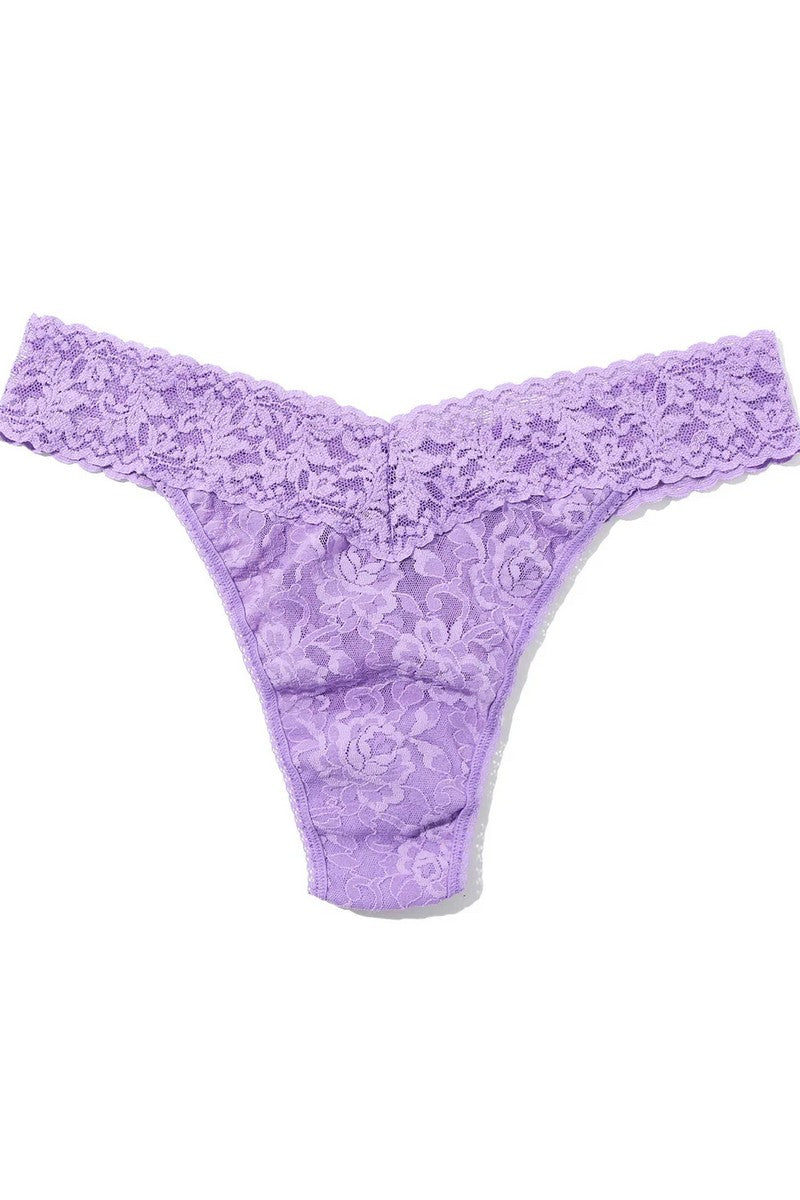 Кружевные трусики стринг 4811 Signature Lace love potion