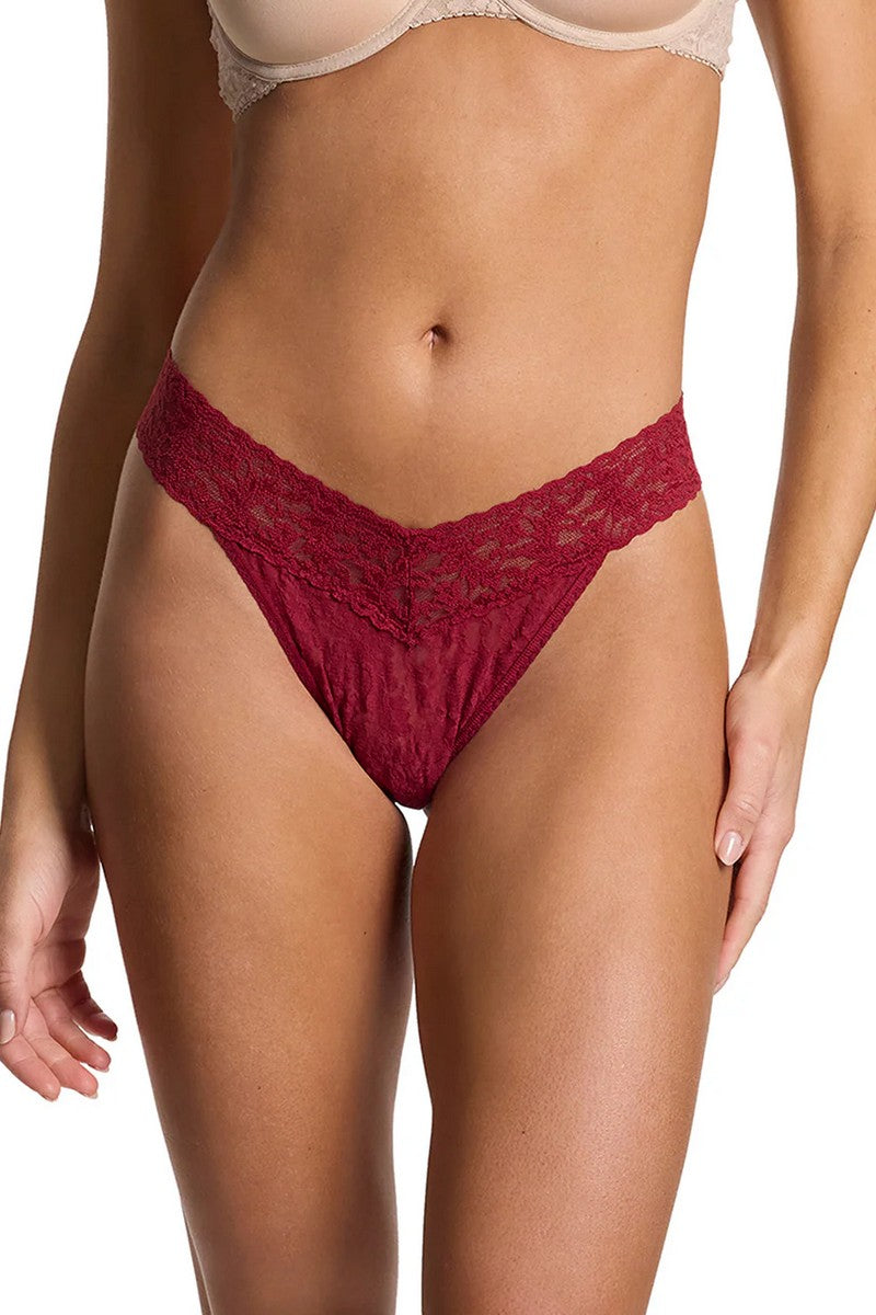 Кружевные трусики стринг 4811 Signature Lace wild berries