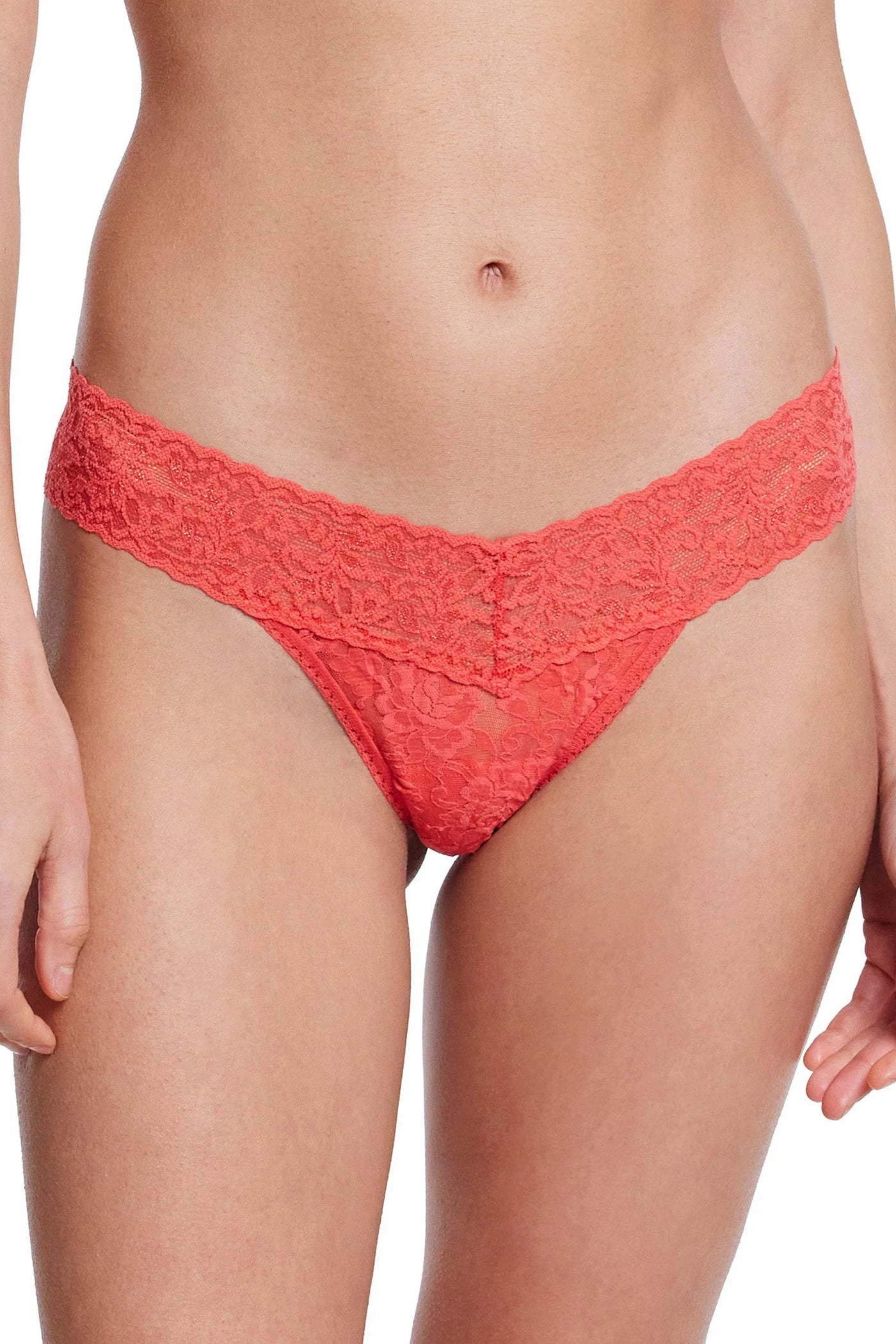 Трусики стринг 4911P Signature Lace hibiscus bloom