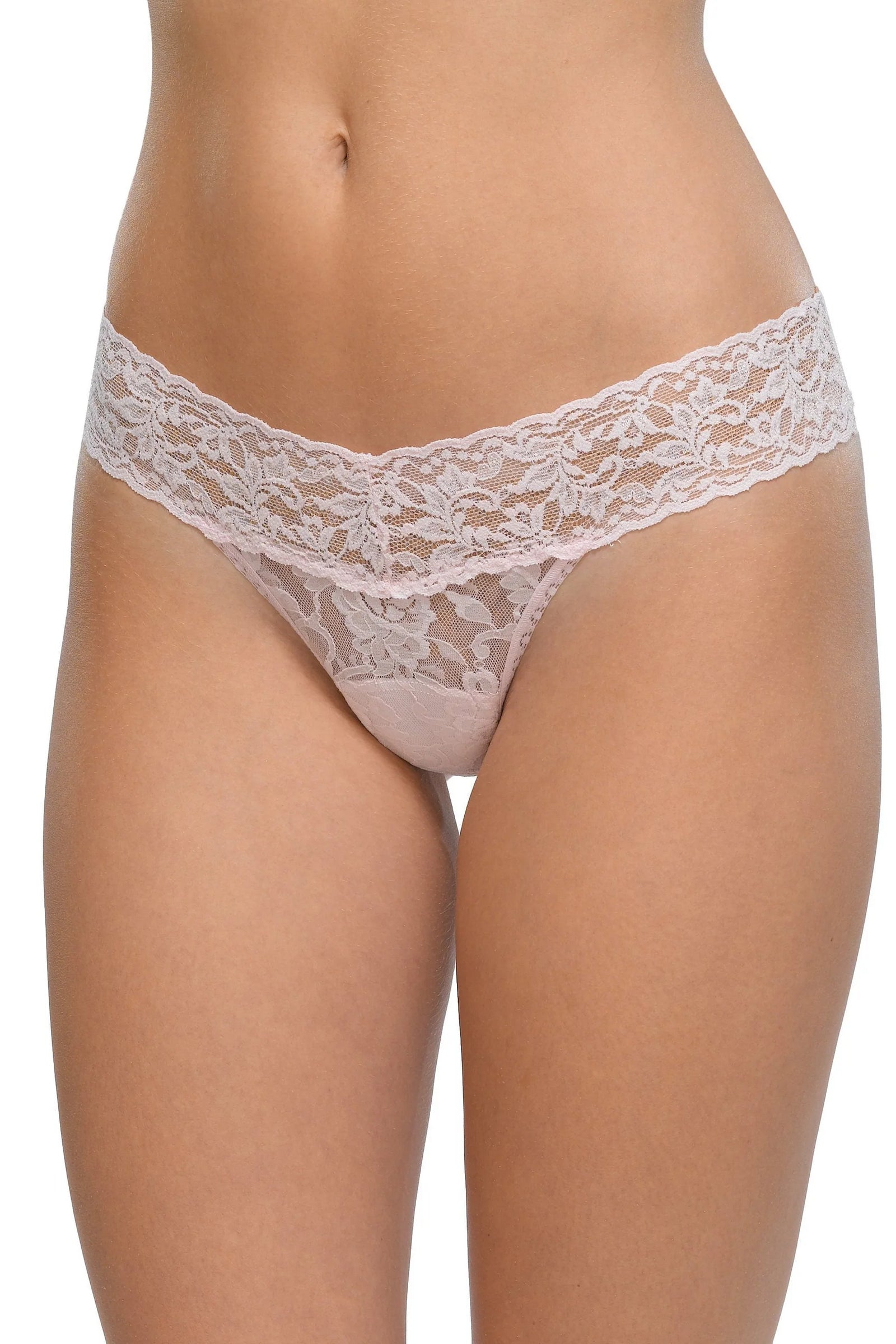 Трусики стринг 4911XS Signature Lace bliss pink