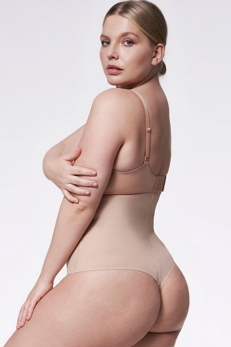 Моделирующие трусики стринг с высокой талией 275