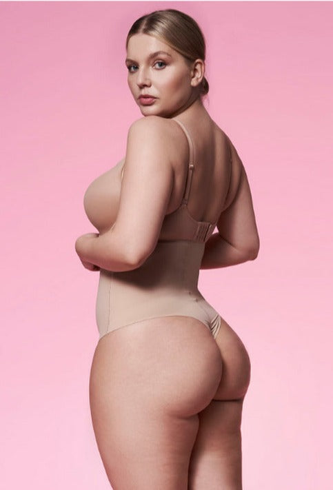 Моделирующие трусики стринг с высокой талией 275