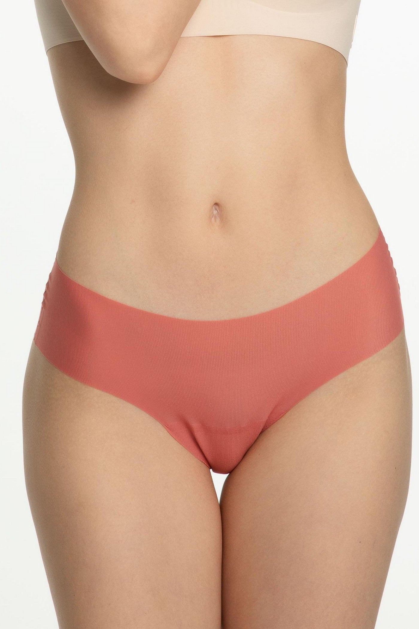 Бесшовные трусики слип Mousse coral