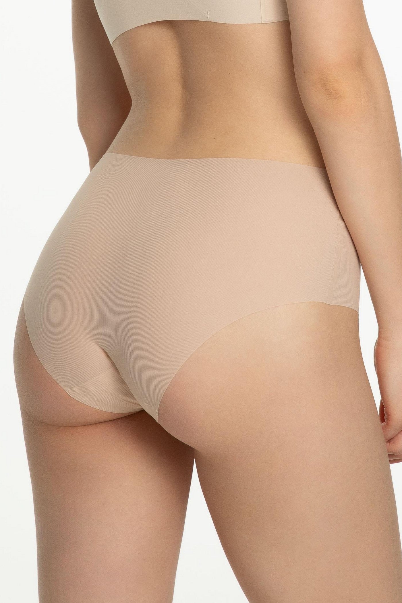 Бесшовные трусики слип Mousse Maxi beige