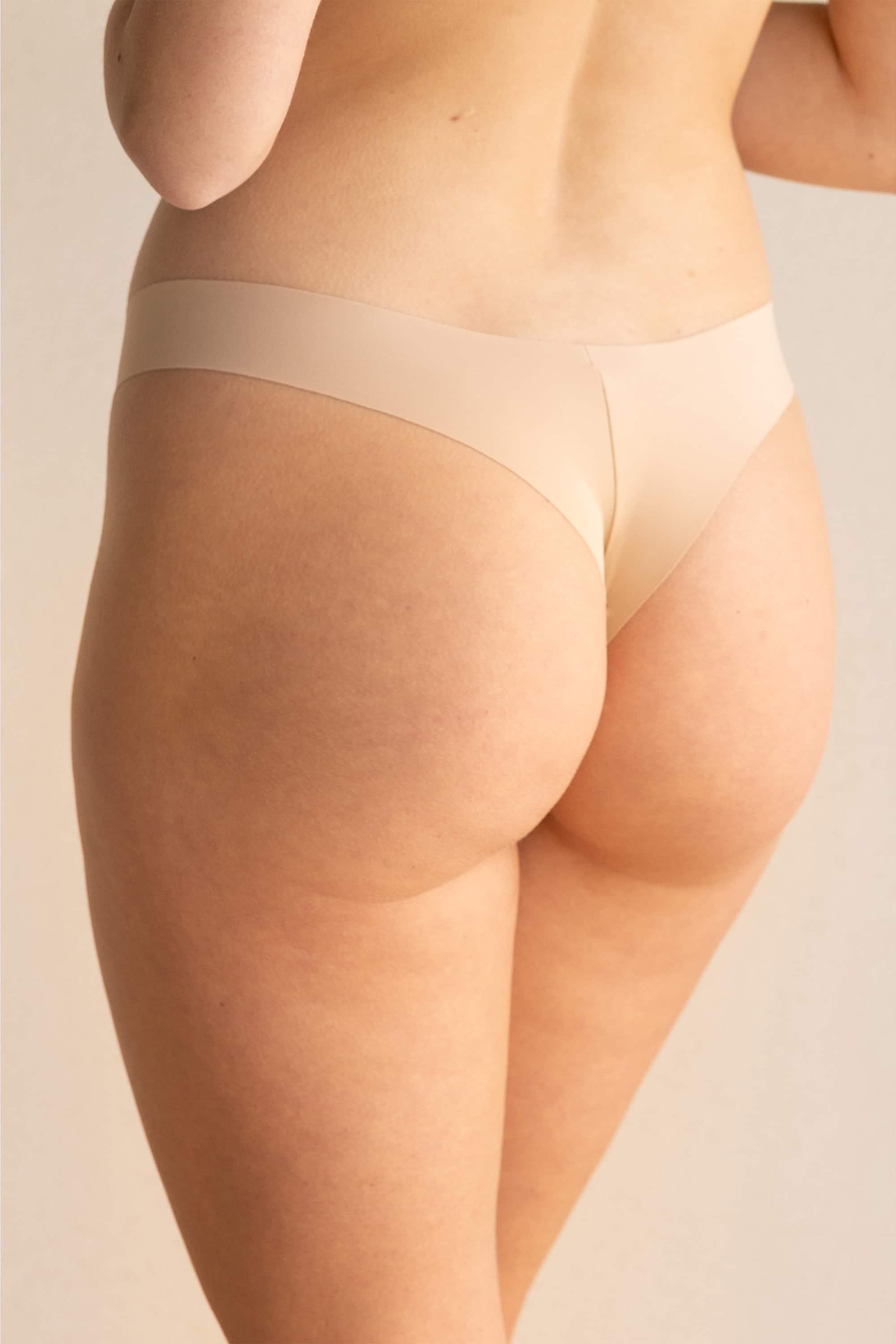 Бесшовные трусики стринг 143.01 Touch MEcrofibra (2 шт.) beige
