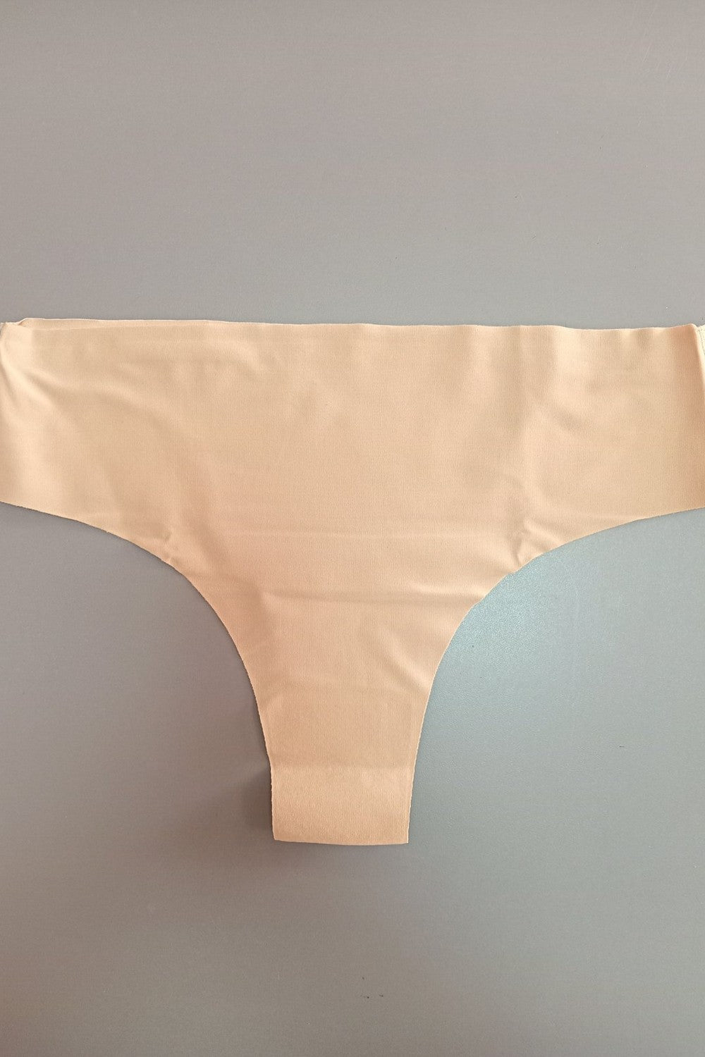 Бесшовные трусики бразилиана DCH002