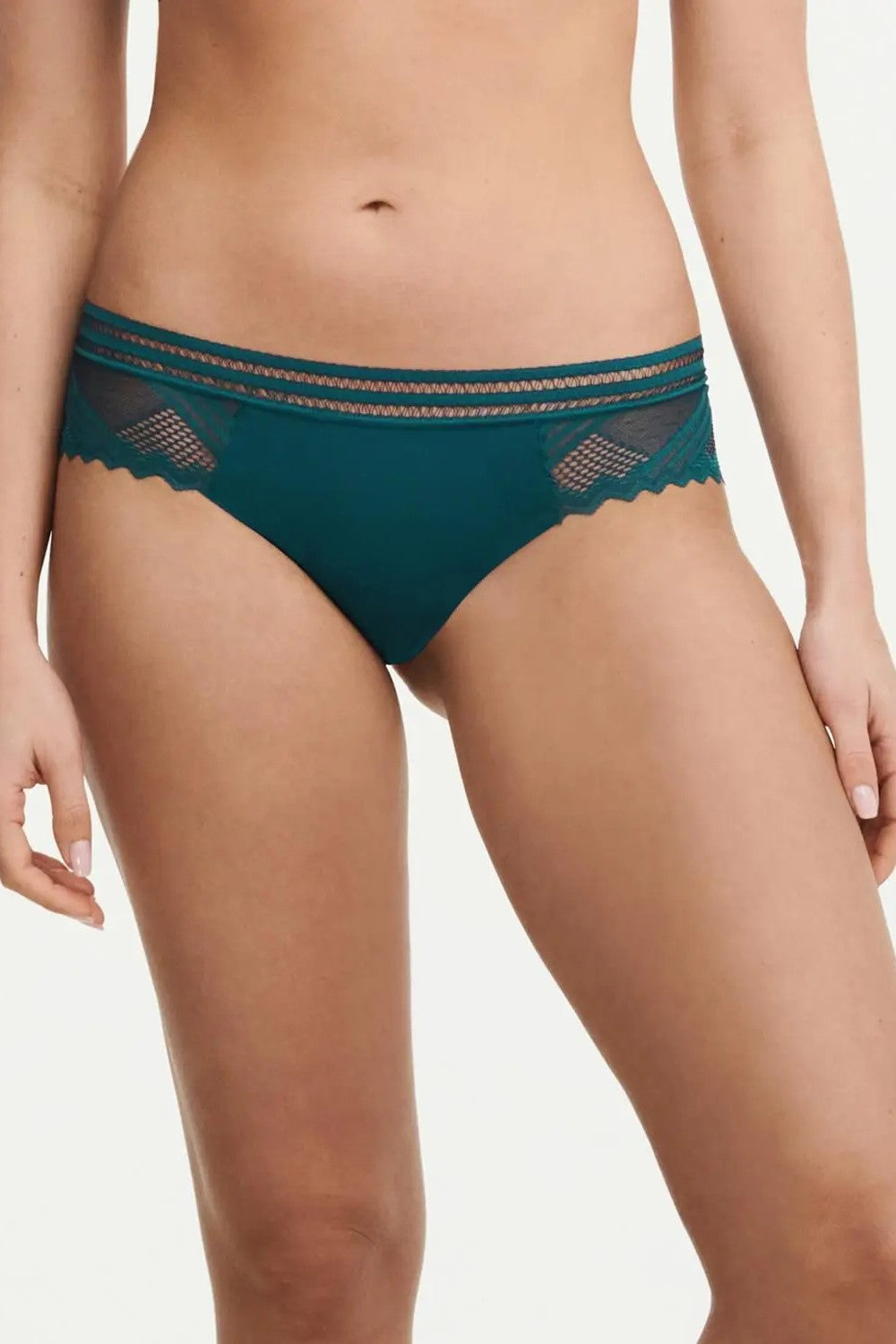 Шортики з мереживом P47L40-0BK Rodeo vert orient Passionata