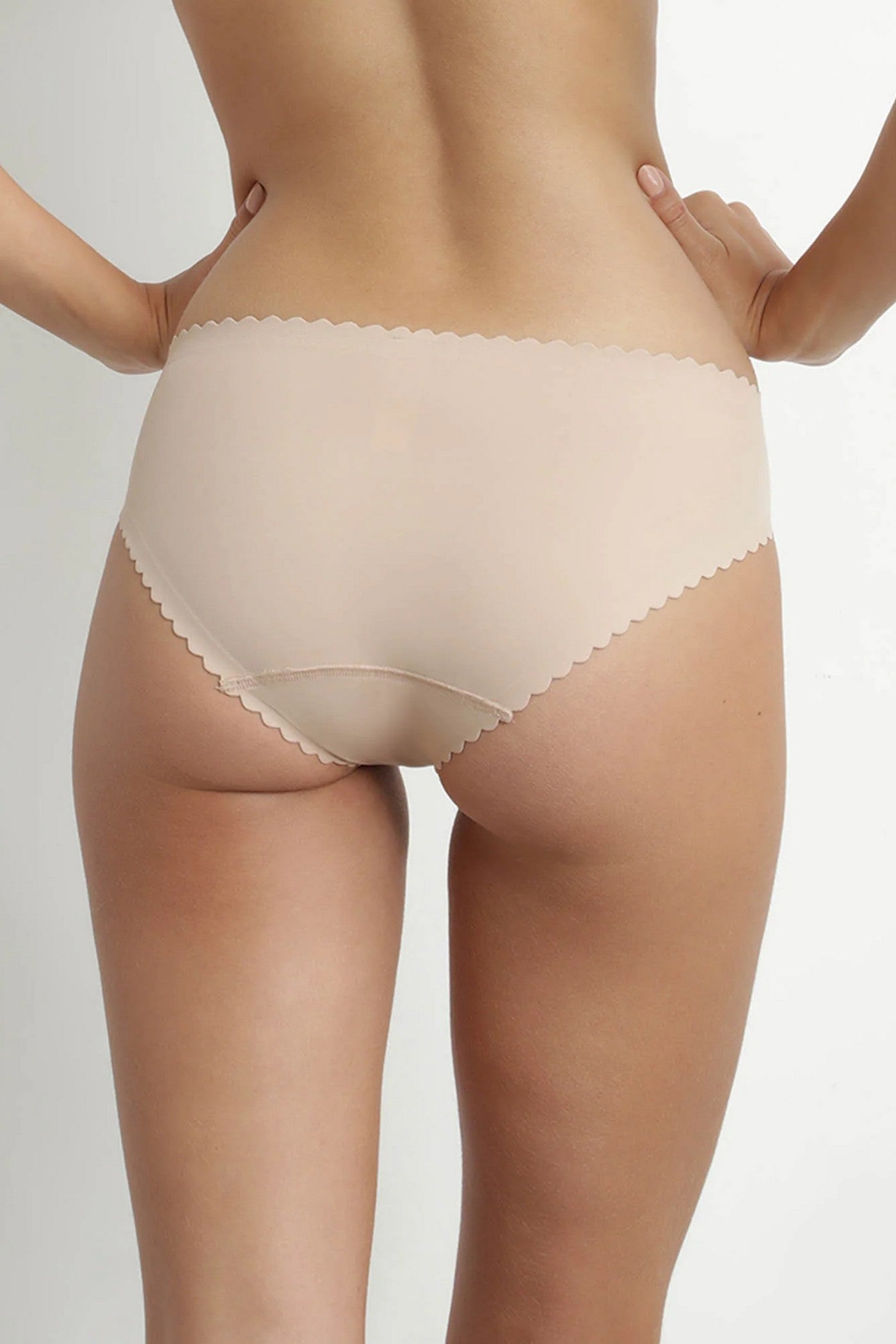 Бесшовные трусики слип 3255 Body Touch