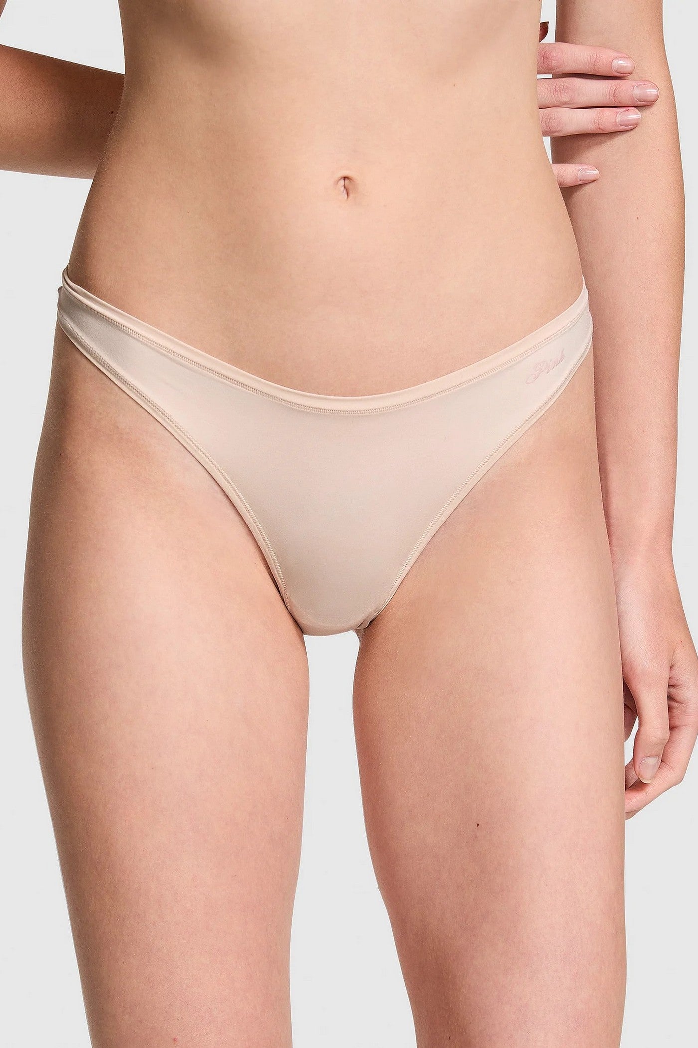 Гладкие трусики стринг 219694683 milk