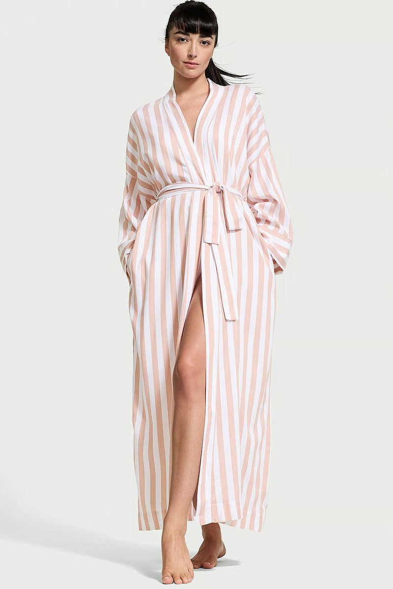 Длинный халат из модала 456336464 white/brown