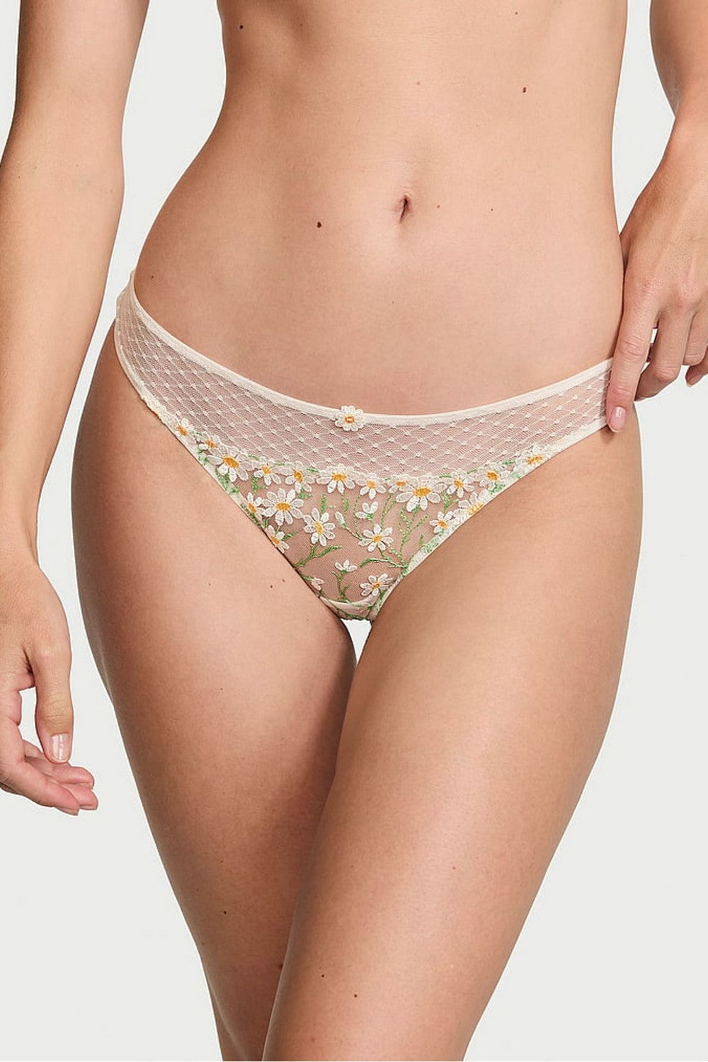 Трусики стринг с вышивкой 738954149 white