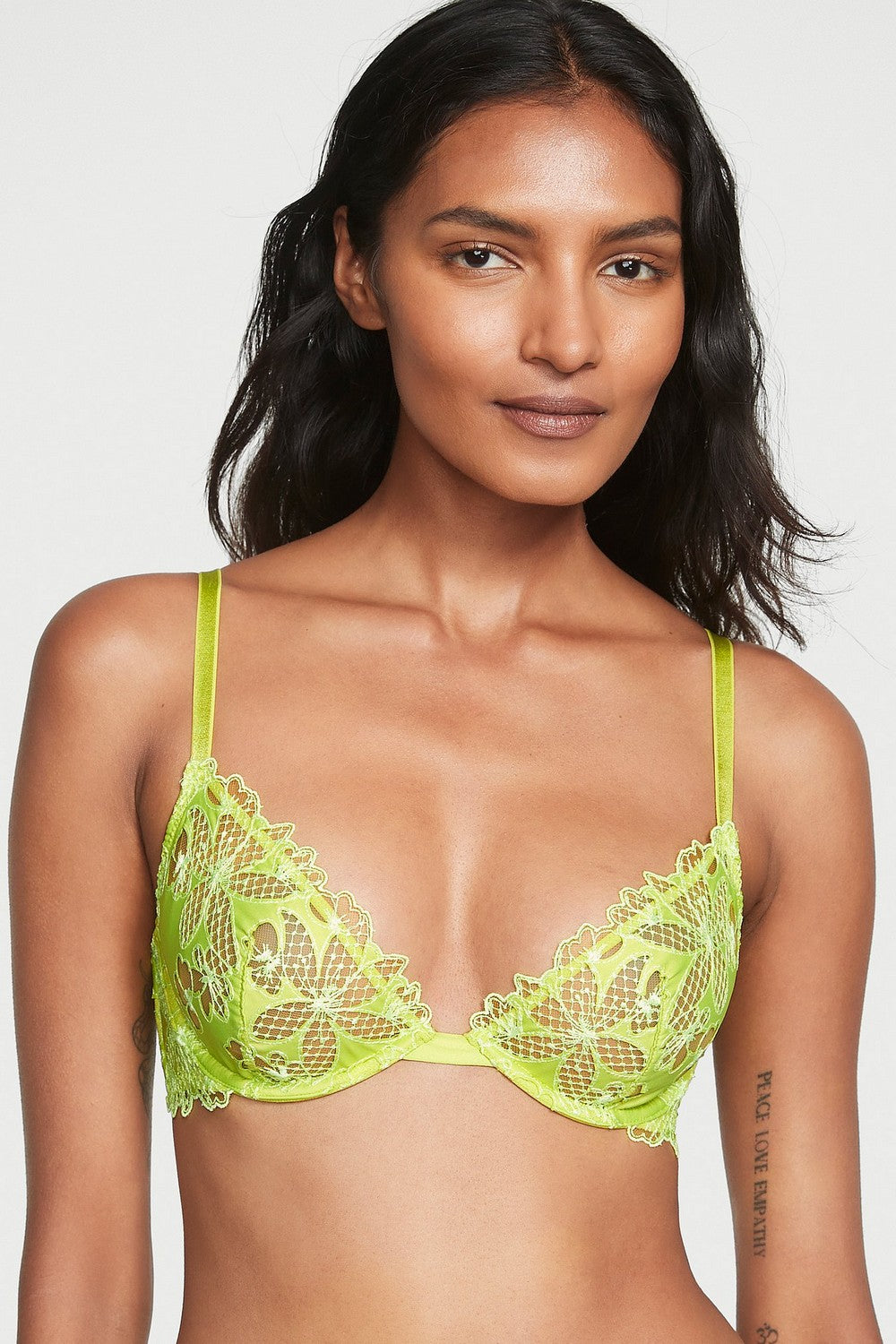 Бюстгальтер з вишивкою 746081867 light green Victoria`s Secret