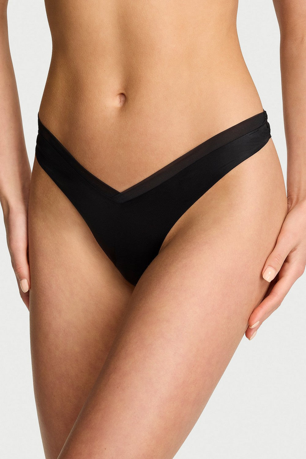 Трусики стрінг з ремінцями 784559803 black Victoria`s Secret