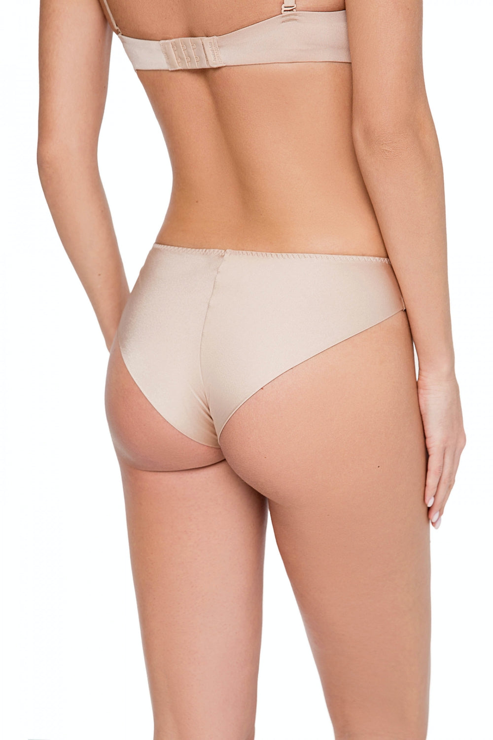 Гладкие трусики бразилиана 7005-22 beige