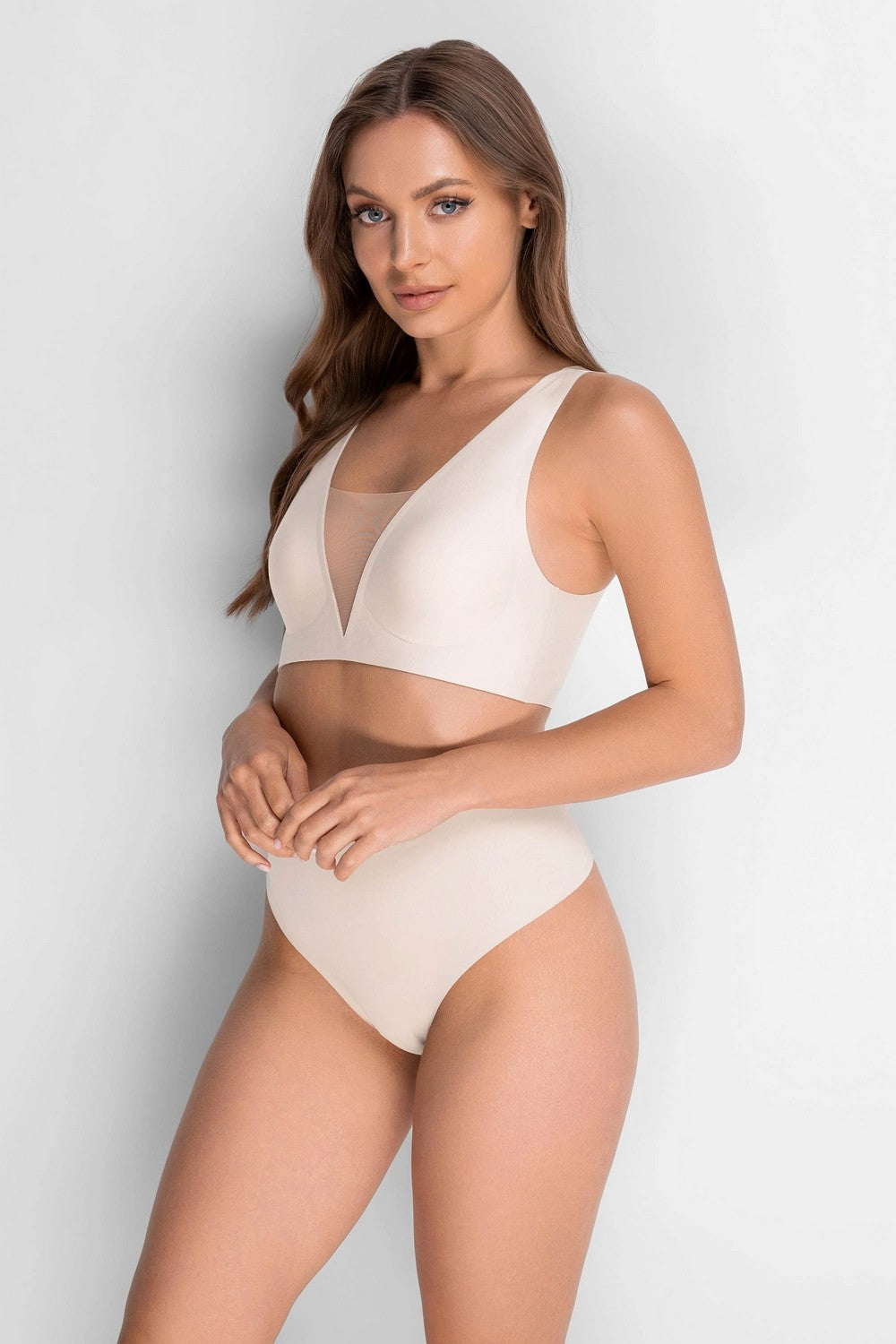 Бесшовный бюстгальтер с микросеткой 7079-072 milk