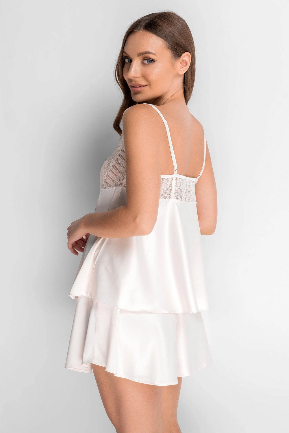 Сатиновая пижама с шортами 8177-6830 champagne