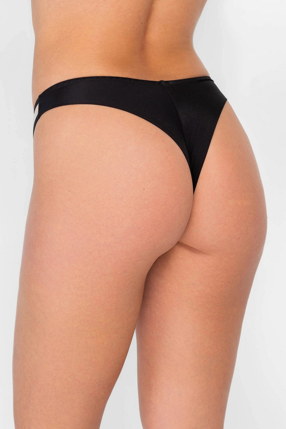 Трусики бразилиана из микрофибры 8181-20 black