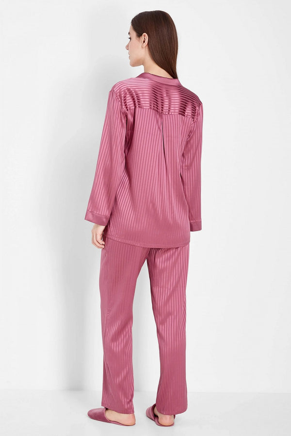 Шелковая пижама на пуговицах S-6205-4 lilac