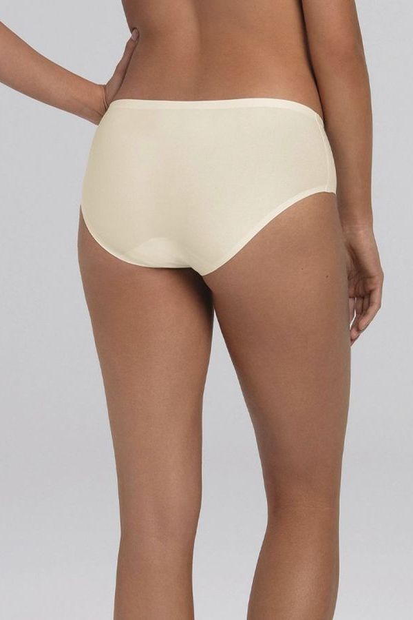 Бесшовные трусики 1342 Essentials champagne