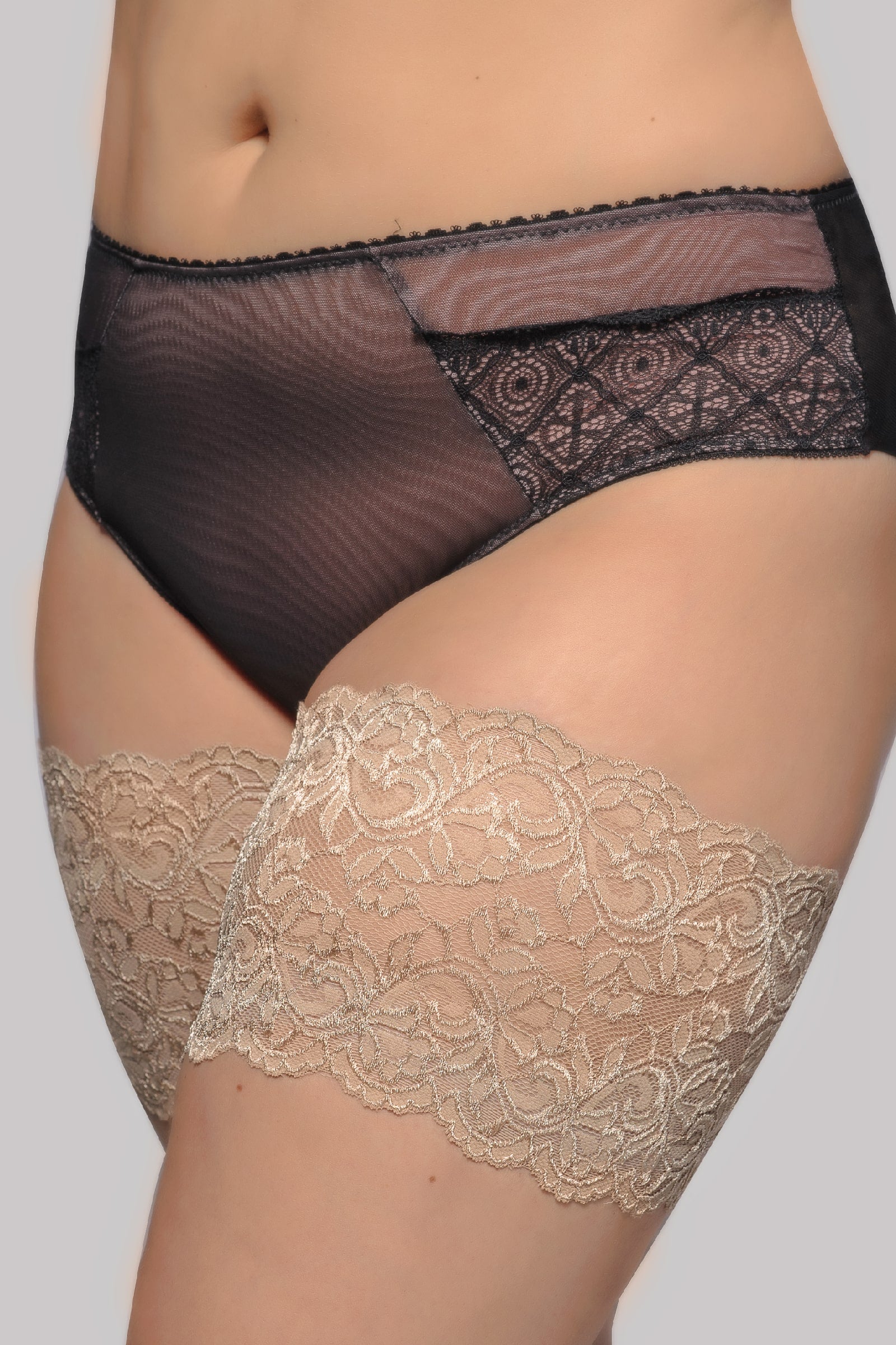 Кружевные бандалетки на бедра Shato