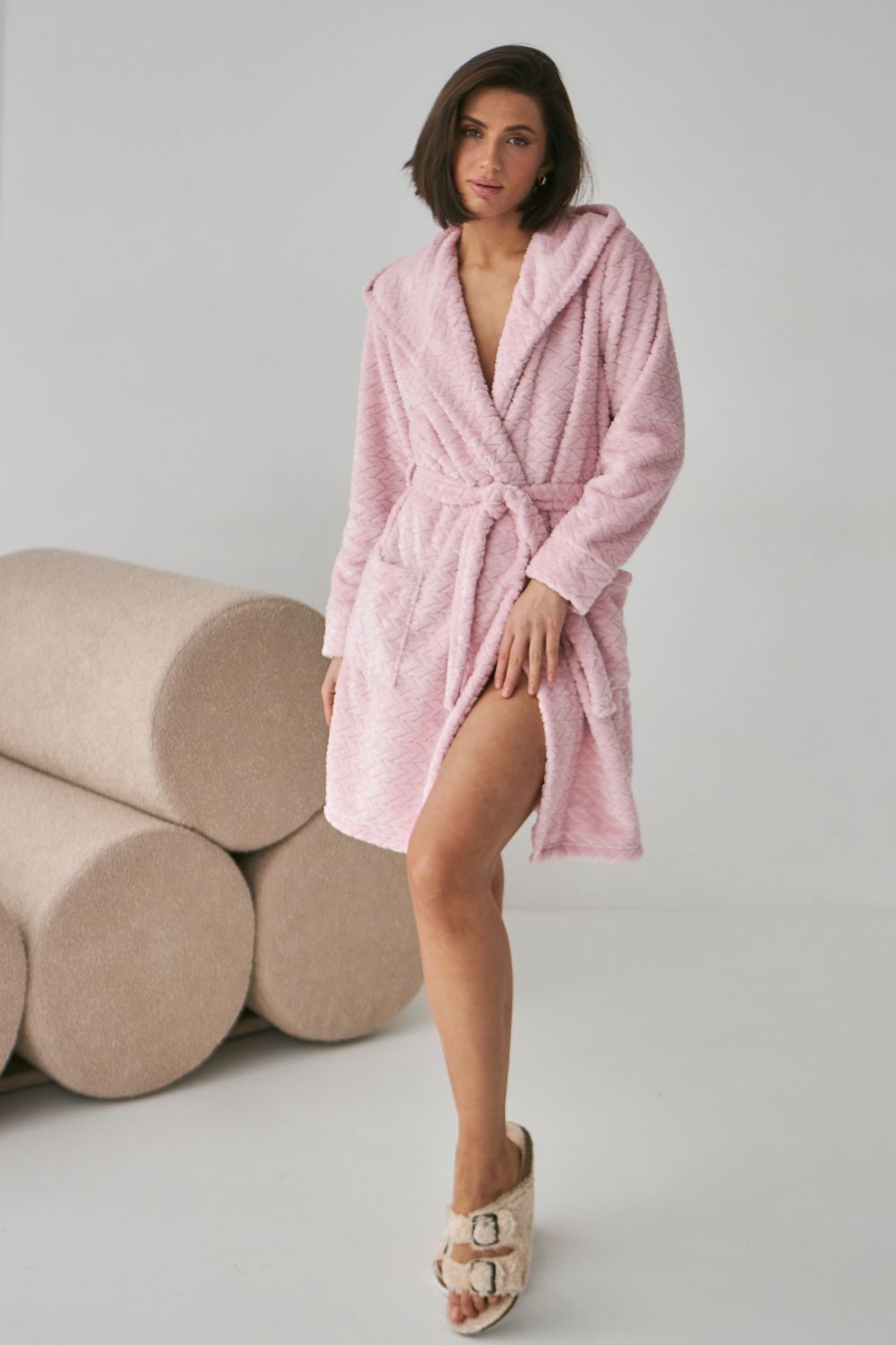 Халат из велсофта с капюшоном 0227 rose