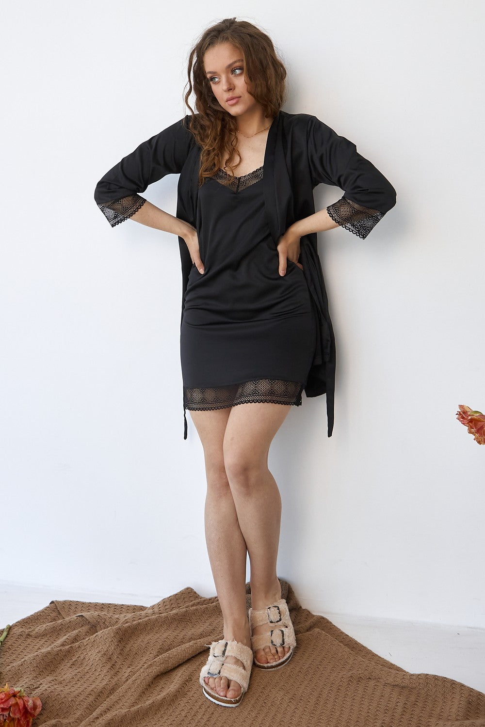 Атласный халат с поясом 0305 black