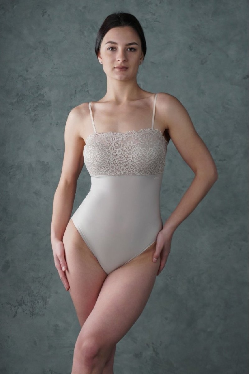 Коригуюче безшовне боді 32355