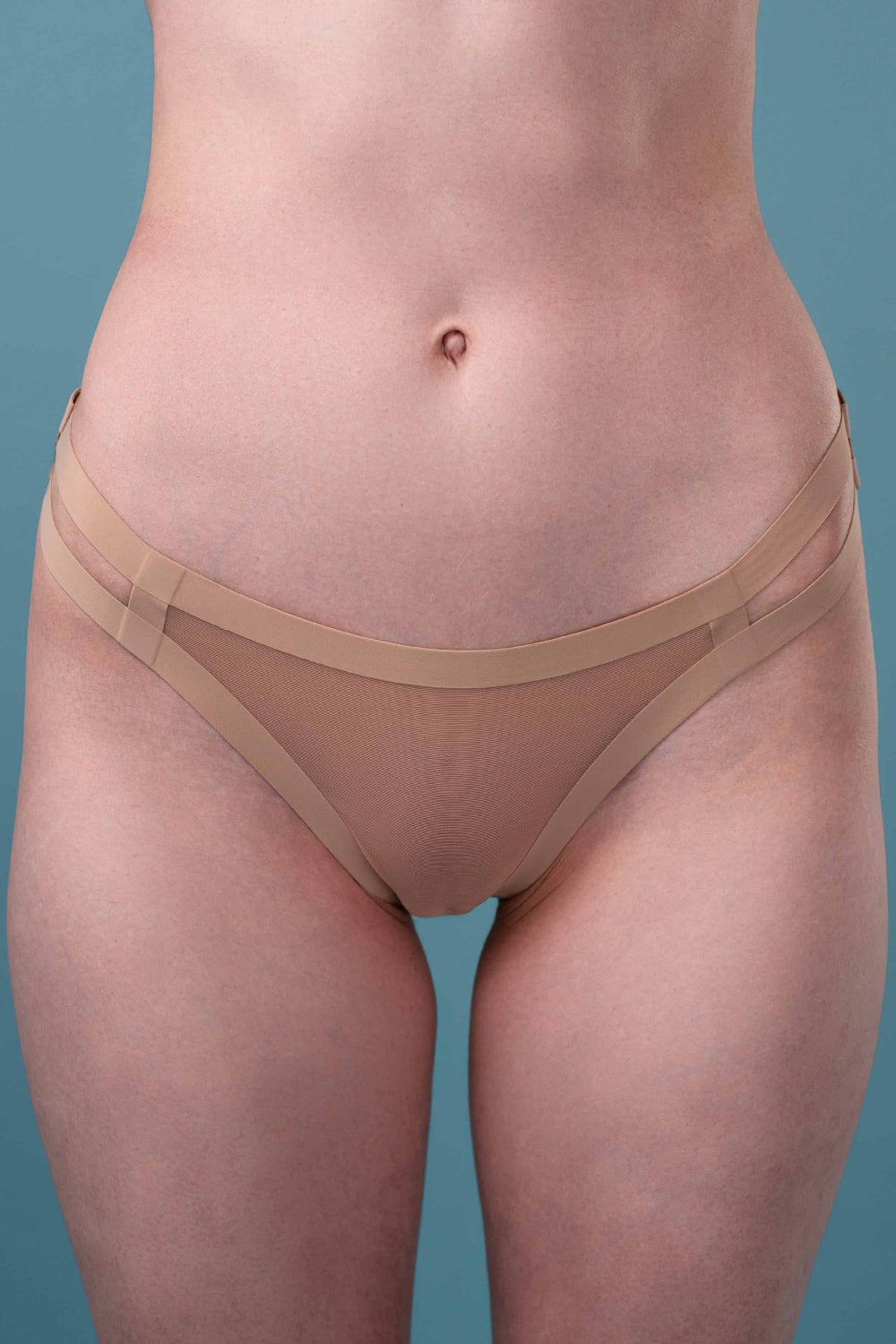 Бесшовные трусики слип из микросетки SLZ22102004/004SC beige