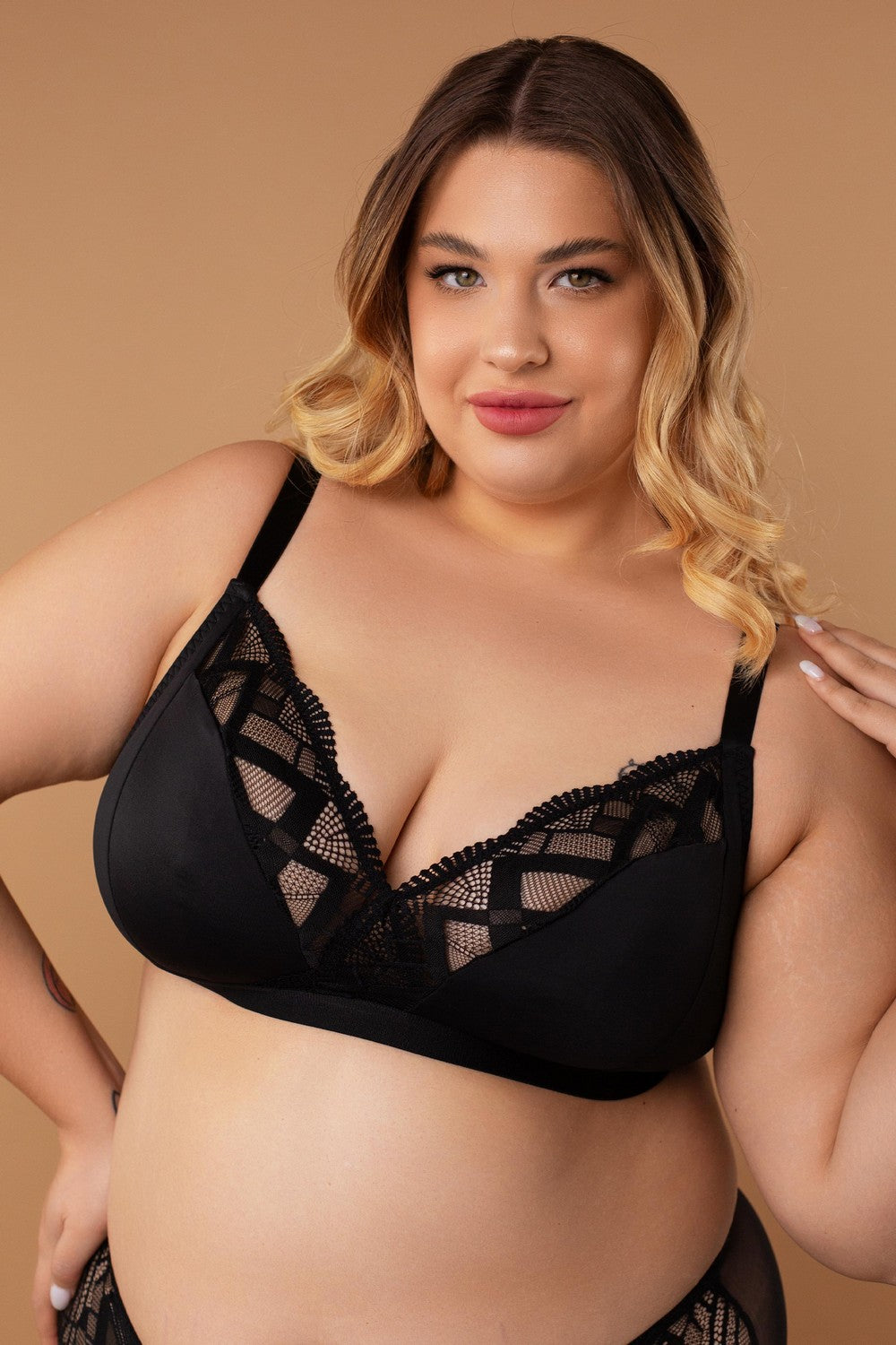 Мягкий бюстгальтер из микрофибры SLZ25901301 black