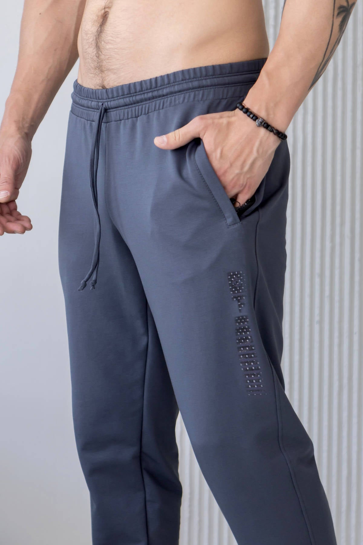 Чоловічі джогери EM1-LD9