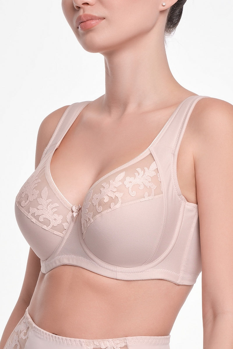 Мягкий бюстгальтер с вышивкой 006 15 03 Martina