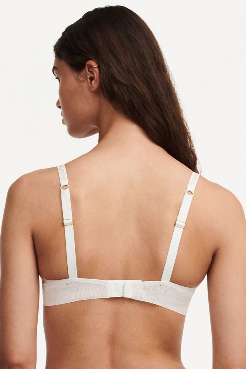 Мягкий бюстгальтер из микросетки 03F1 Xpose milk