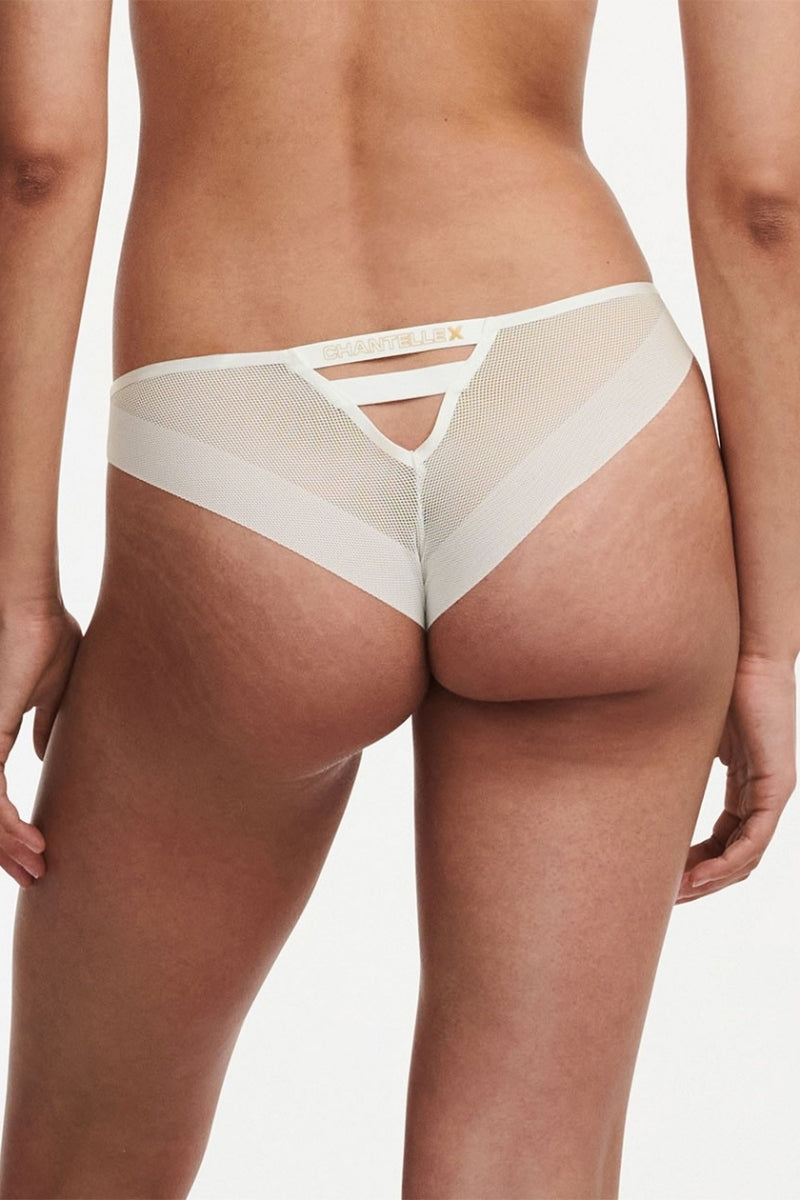 Трусики бразилиана из микросетки 03F7 Xpose milk